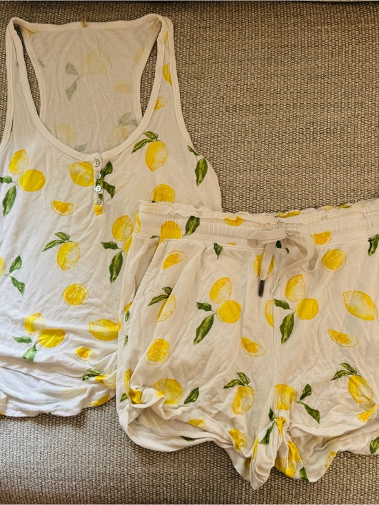 Z Supply Other - Z Supply White Lemon-Print Sleep Tank and Shorts Set